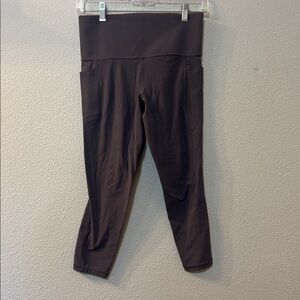 Athleta Salutation Stash Pocket II 7/8 Leggings